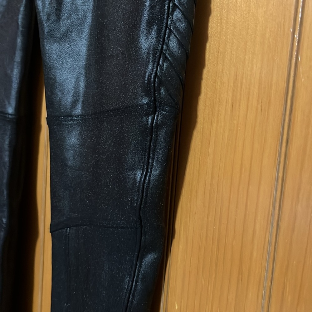 SPANX Moto Faux Leather Leggings - Picture 7 of 9